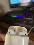 Продам Airpods 2
