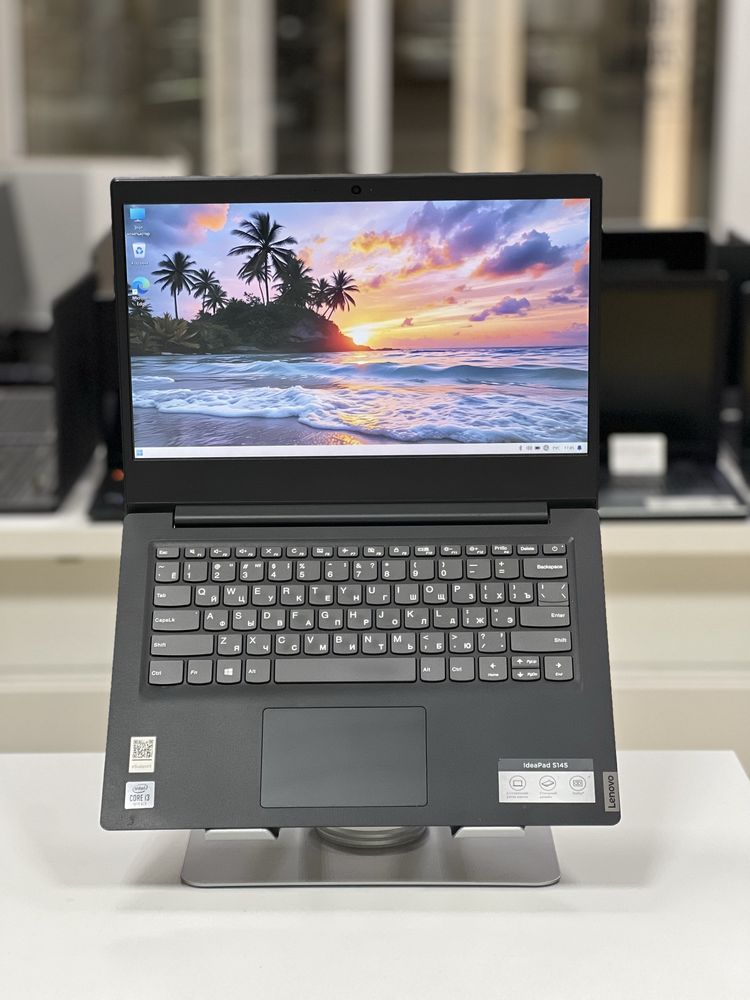 Lenovo IdeaPad | Intel Core i3-1005G1 | ОЗУ 8Gb | SSD 256Gb