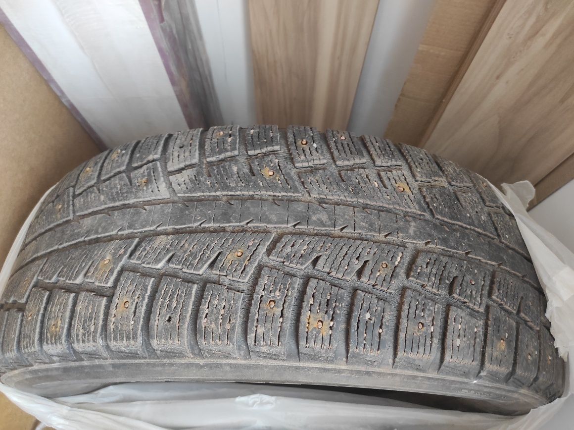 Зимние шины на внедорожник 265/70 R17 115S