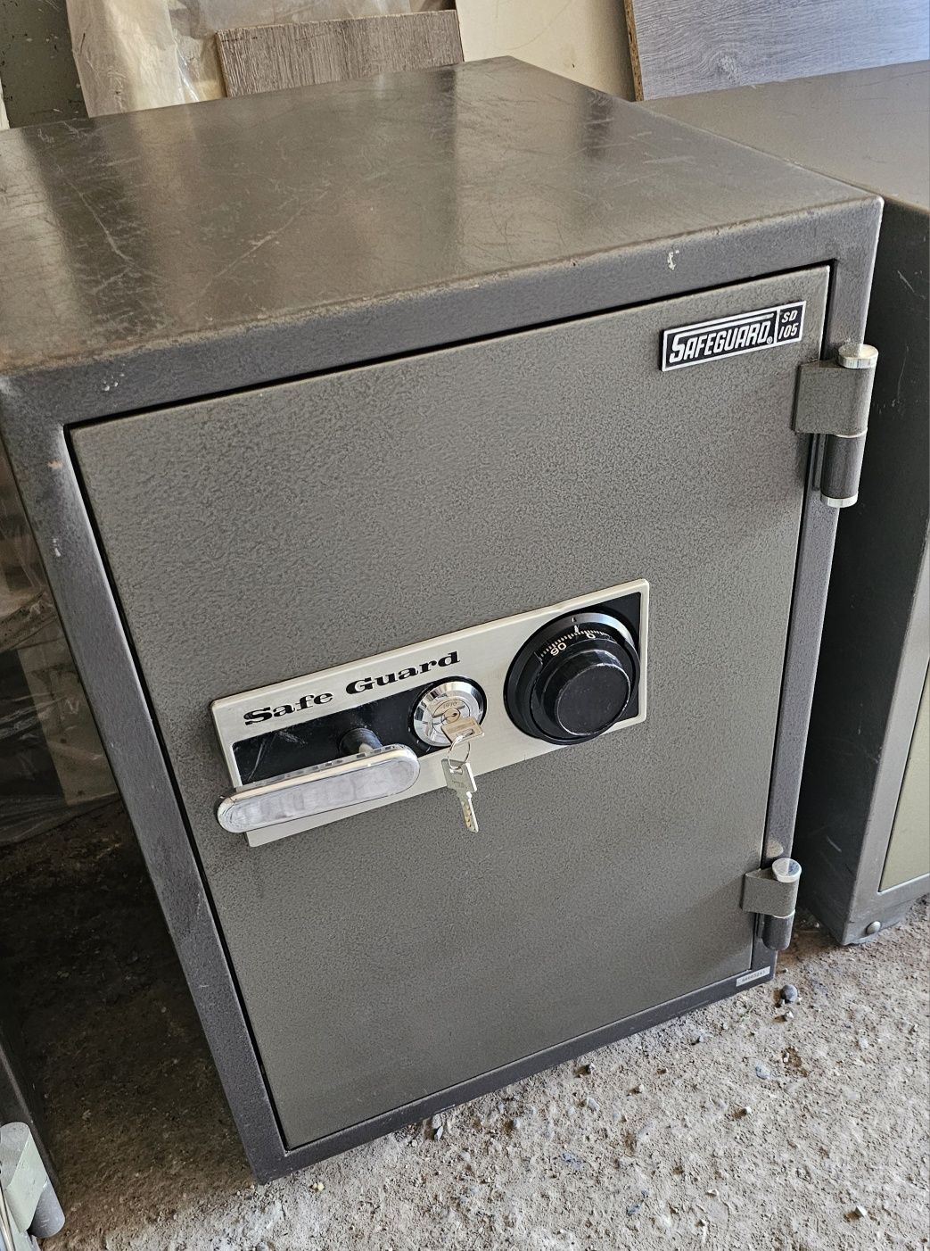 Огнеупорный сейф Safeguard SD105