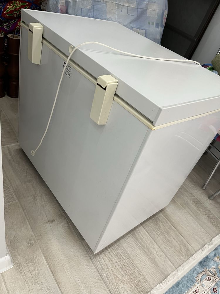 Морозильник Бирюса 260К