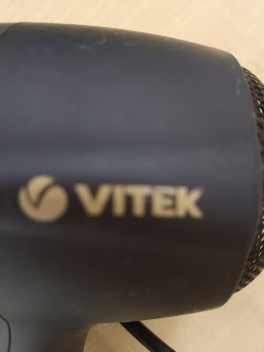 Фен Vitek, 2000 W