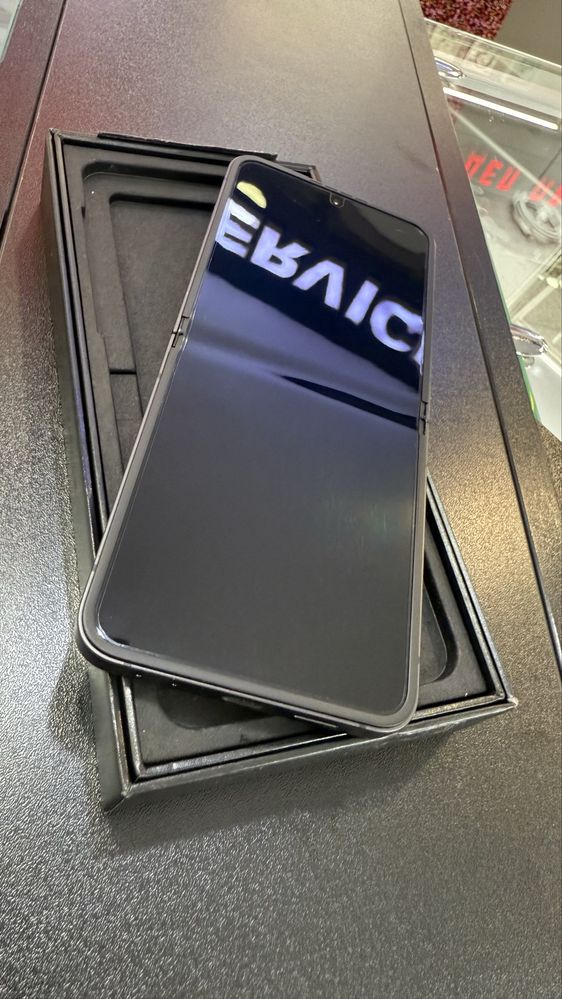 Samsung Z Flip 6 512GB Carbon