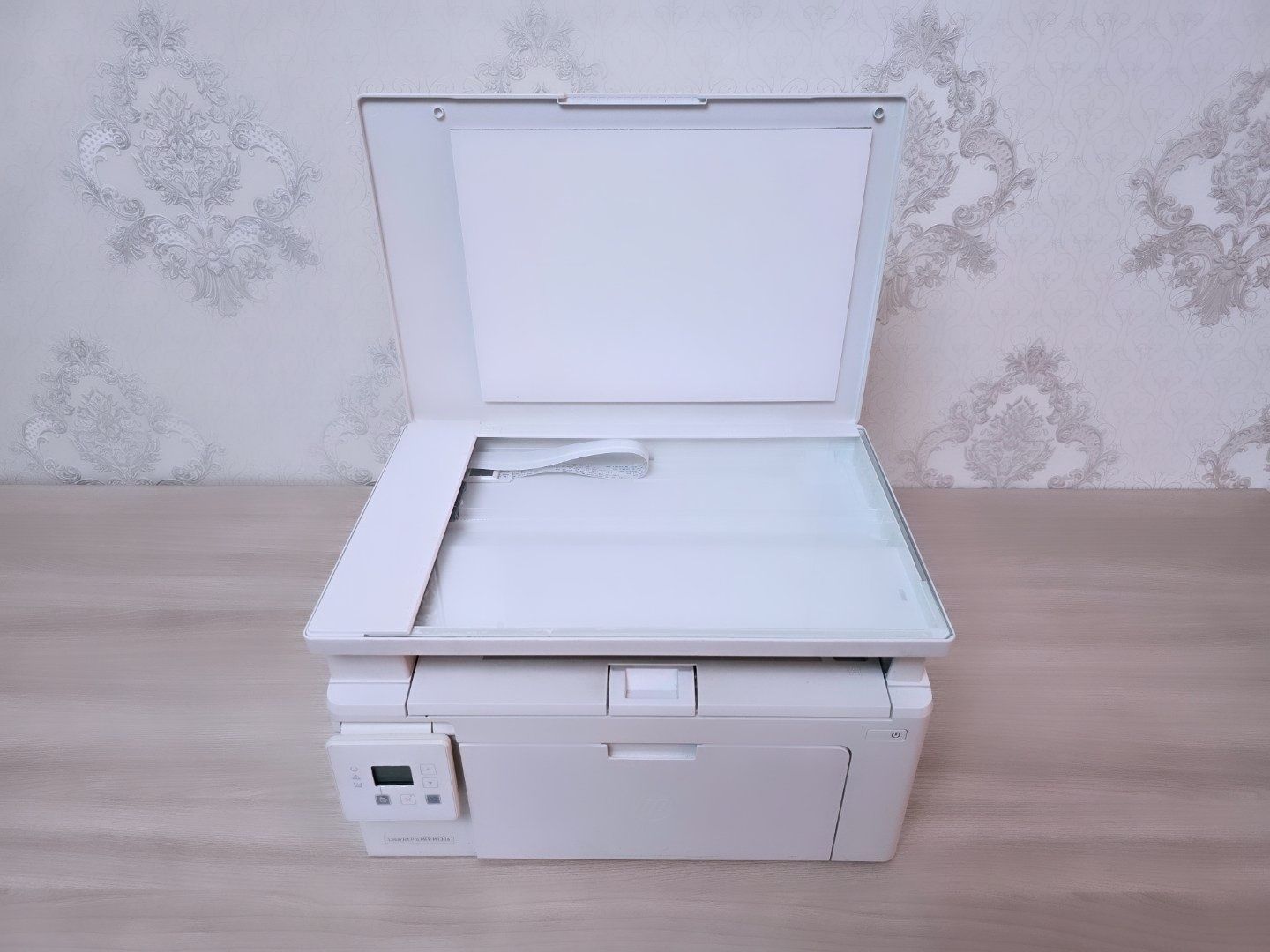 HP LaserJet M130a МФУ в отличном состоянии