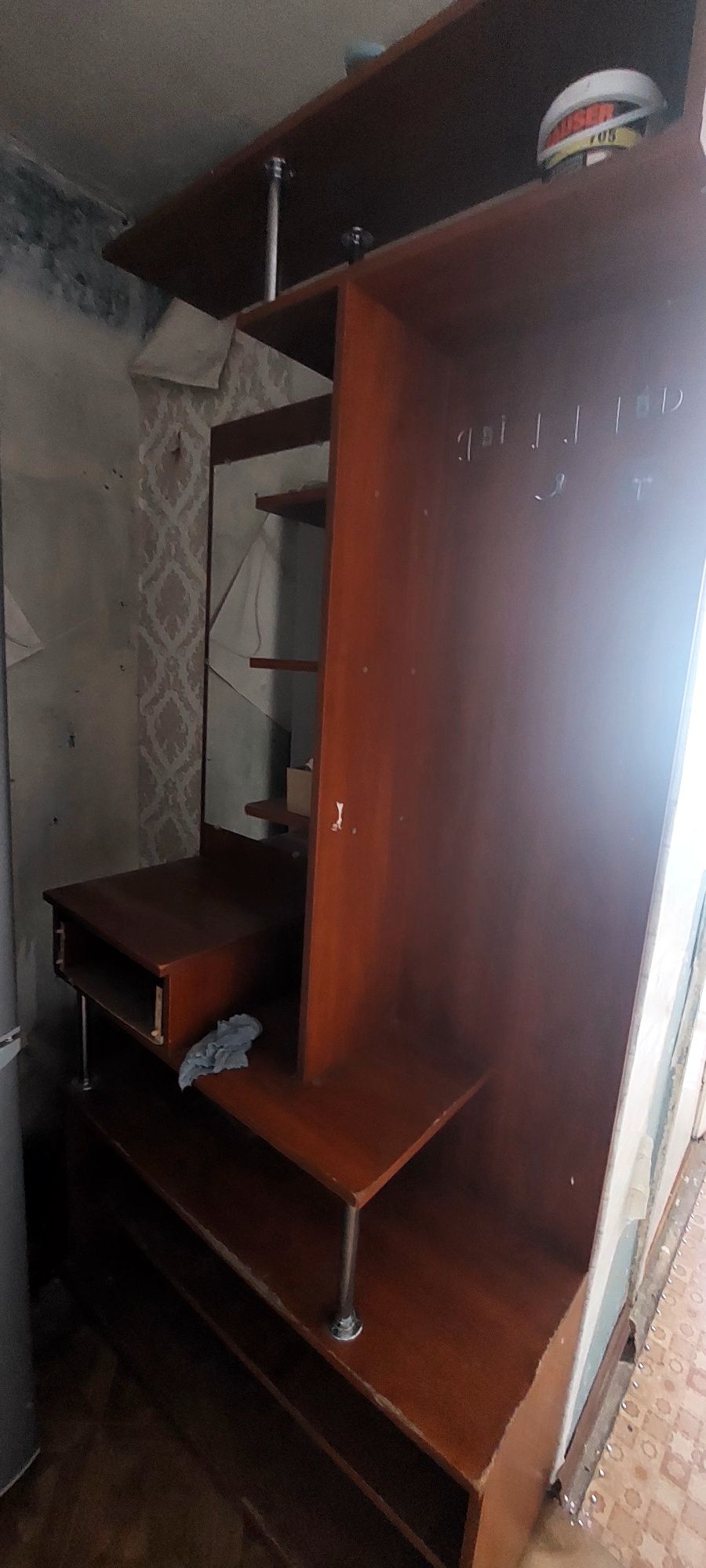 Продам прихожую мебель