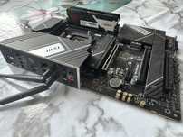 Продам комплект озу и материнская плата z790-A pro wi-fi