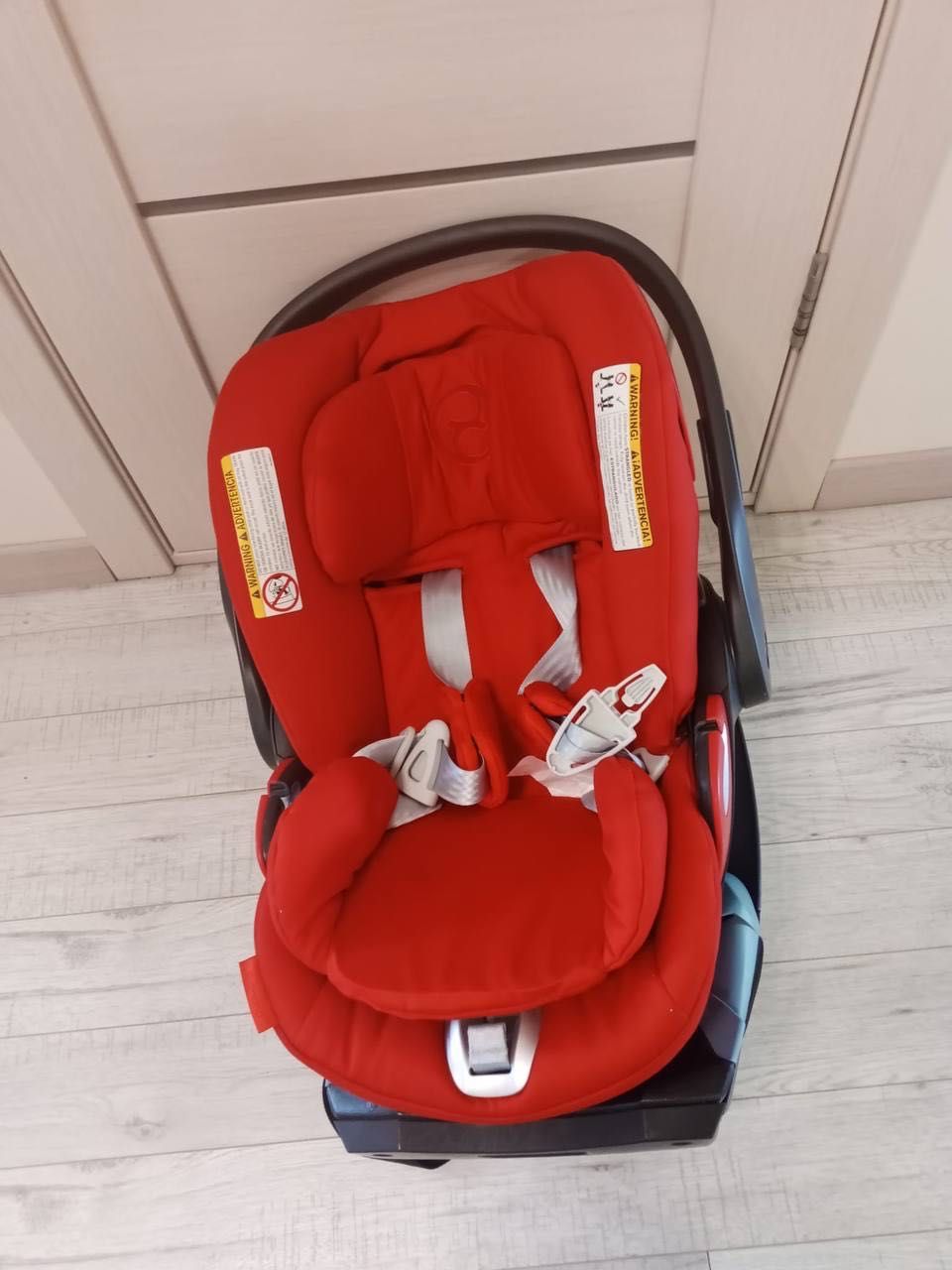 Продам автолюльку/автокресло Cybex Cloud  (до 18 мес)