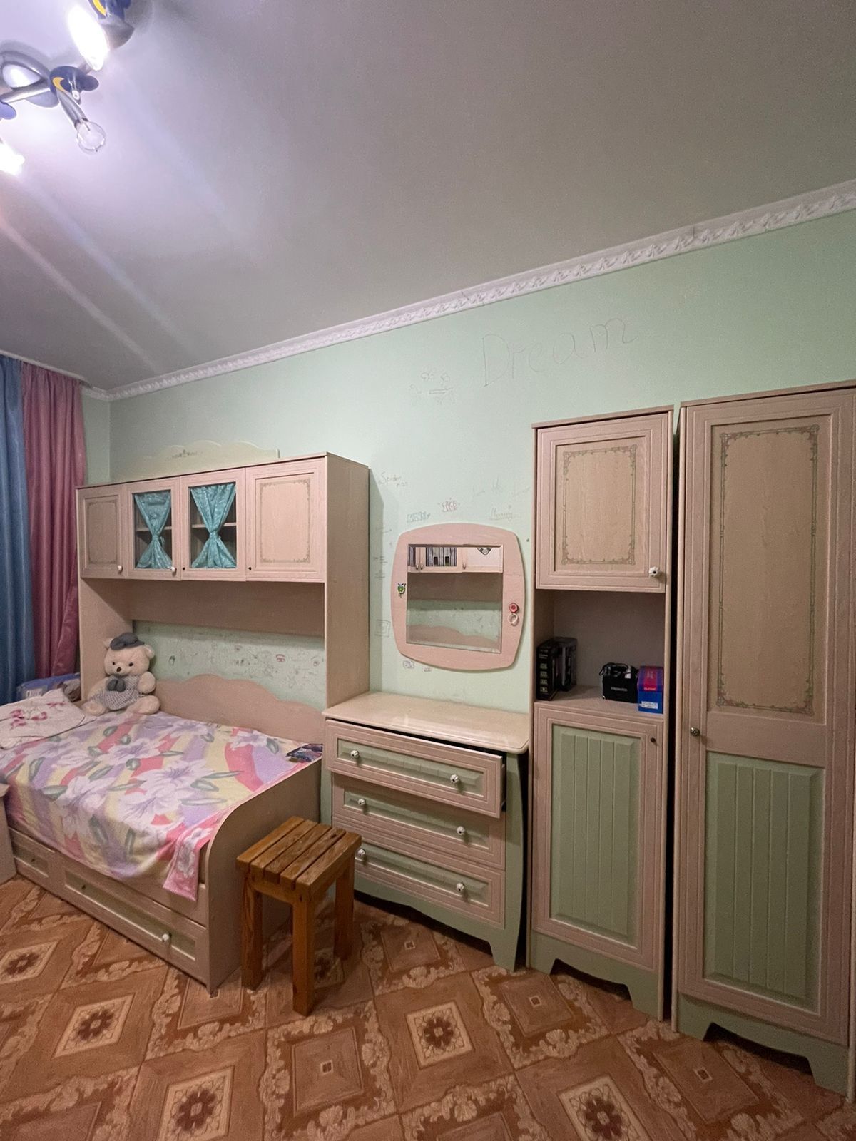 Детская мебель для девочек