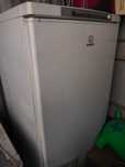 Продам холодильник Indesit 2-х камерный