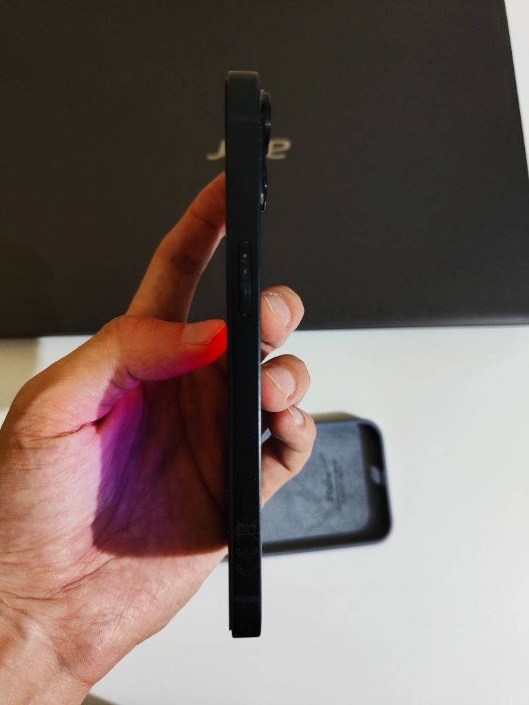 iPhone 13 (Акб 83%) Айфон 13 Apple A 15 Bionic 5g