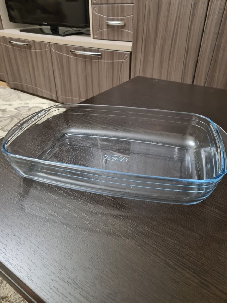 Продам форму для запекания из огнеупорного стекла
