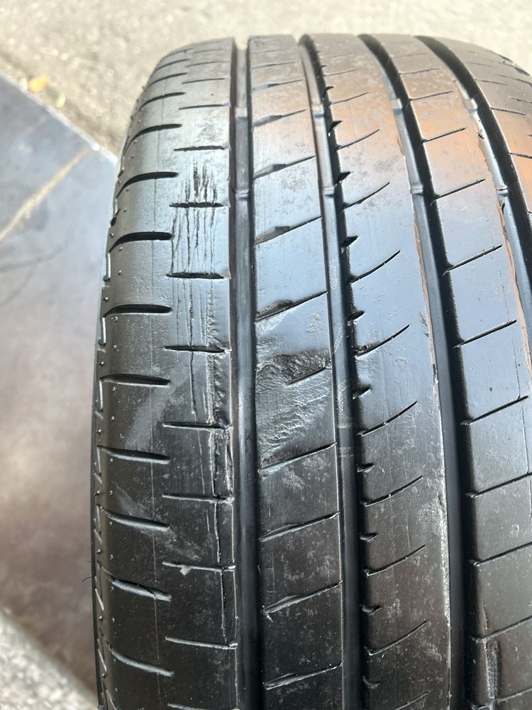 Продам одну шину Bridgestone
