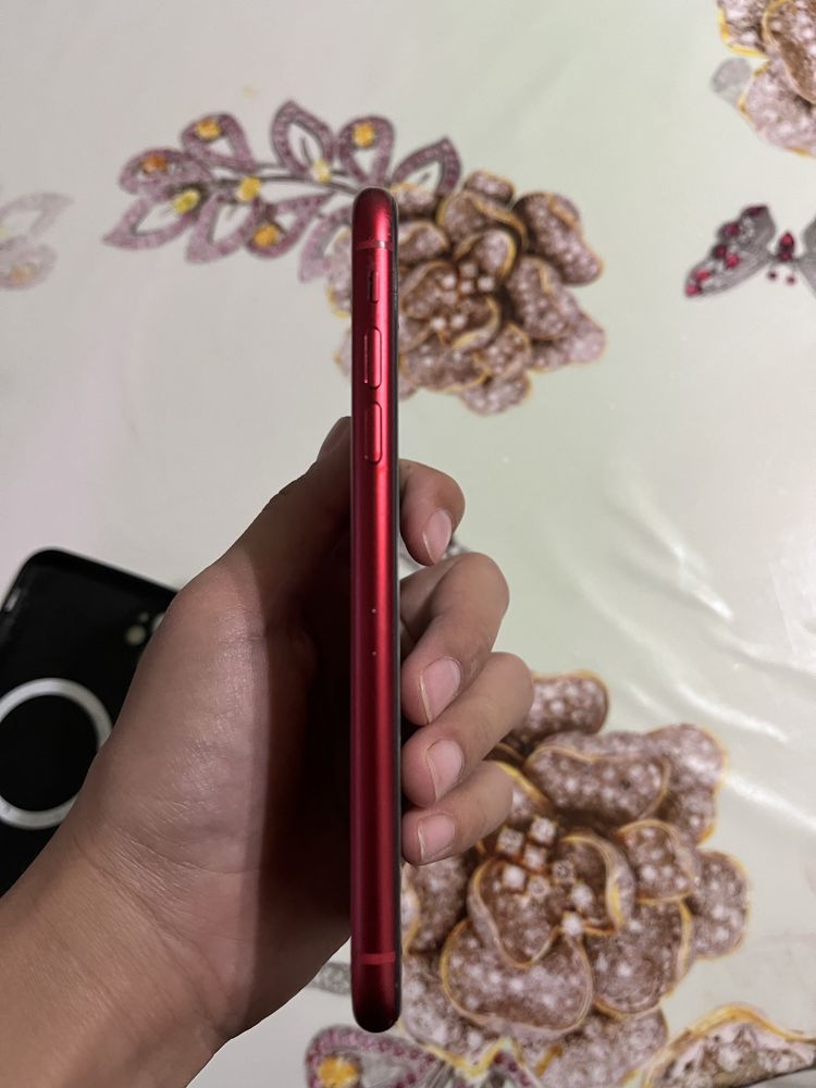 iPhone 11 без док