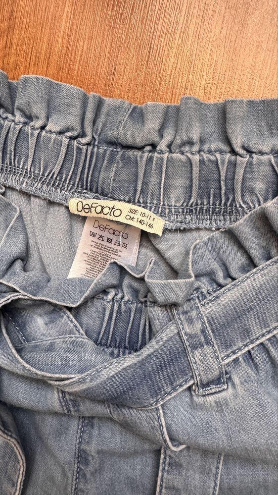 Летние брюки ZARA, DeFacto на 8-9 лет рост 134-140 см