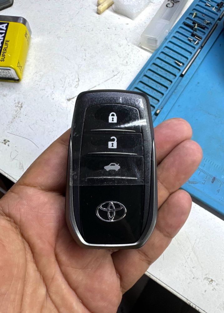 Вскрытие автомобильных дверей
