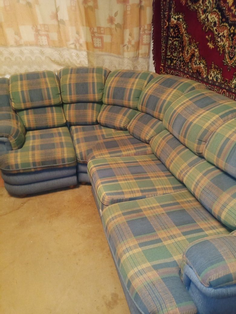 Продаю Угловой диван