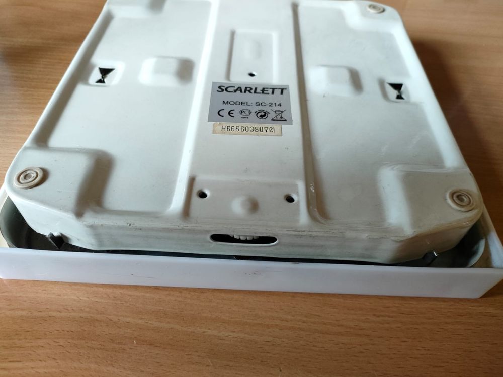 Механические напольные весы SCARLETT SC-214