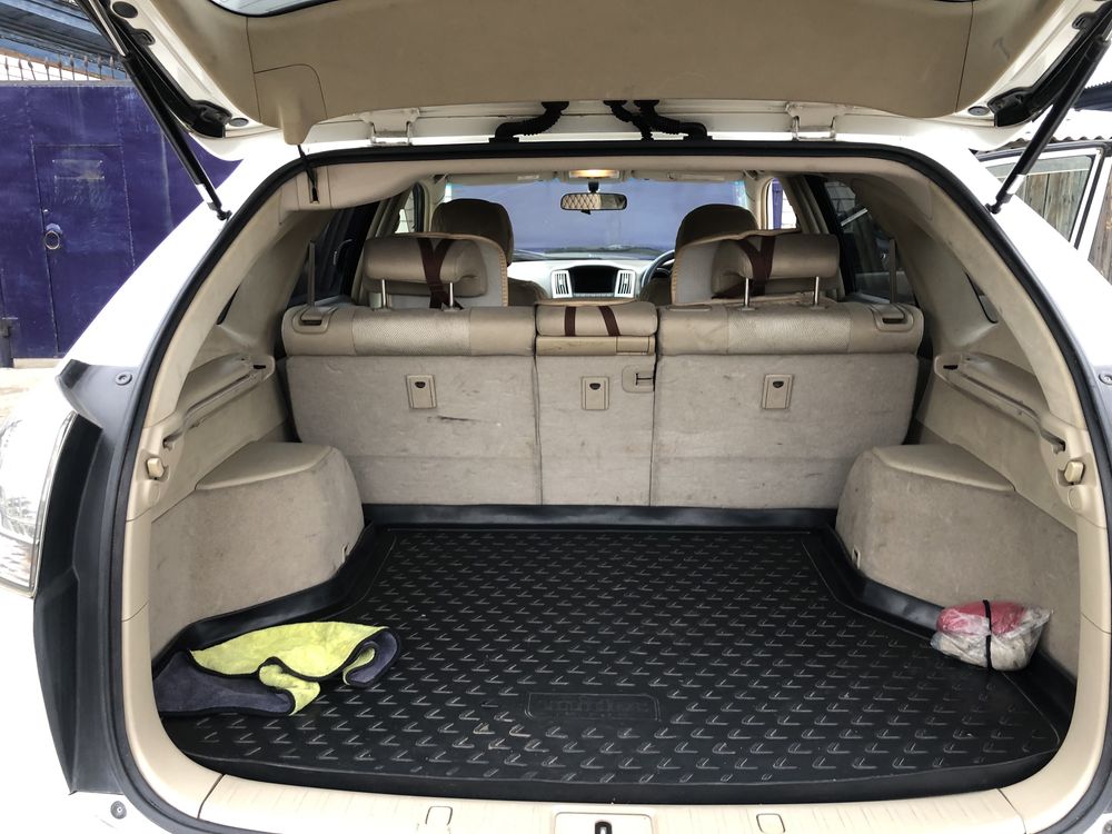 Toyota Harrier 3.0