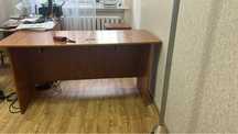 Продам рабочий стол с тумбой