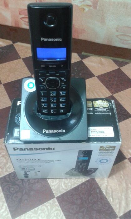 Продам радиотелефон Ponasonik с двумя трубками