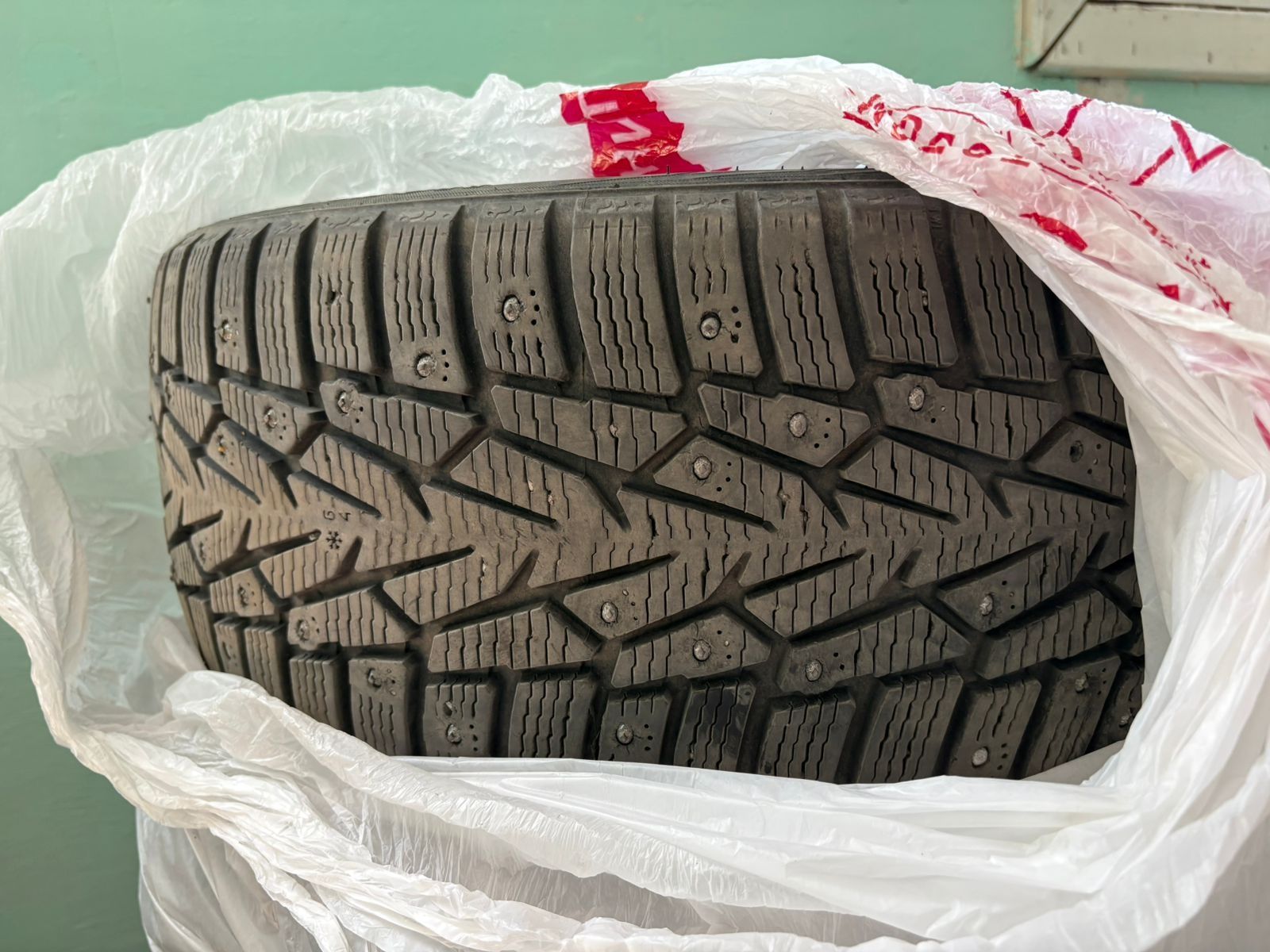 Nokian Nordman 225/45/17r
