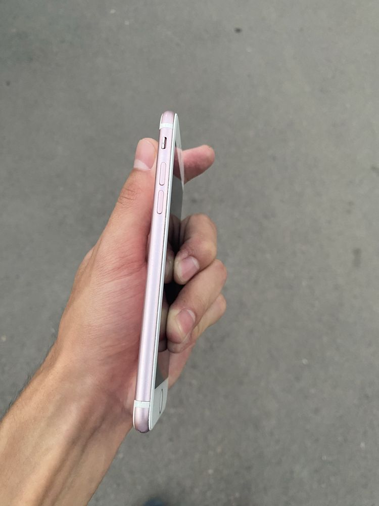 iphone 7 в идеальном состоянии