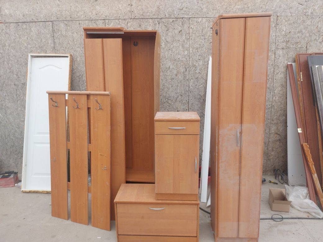 Продам прихожка 10000т
