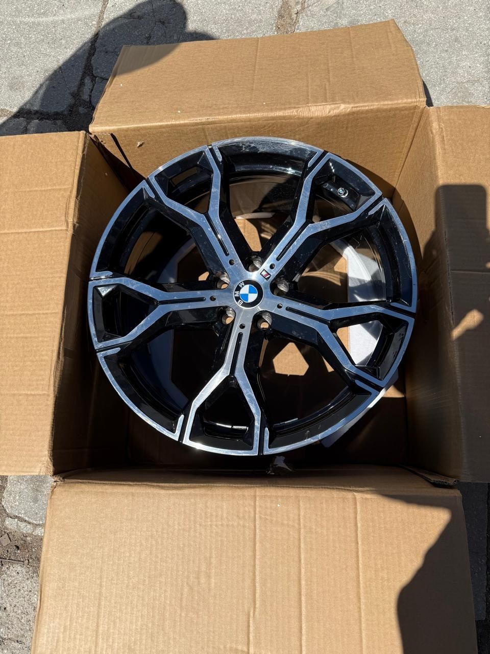Продам диски разноразмерные R 20