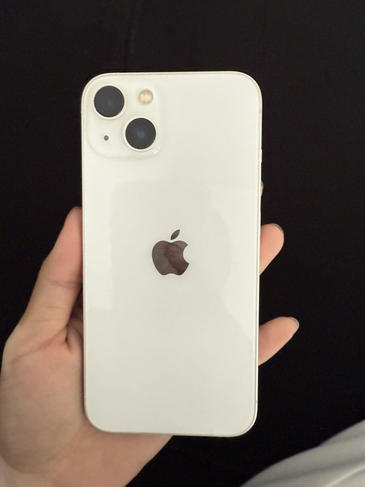 Iphone 13 белый, в хорошем состоянии