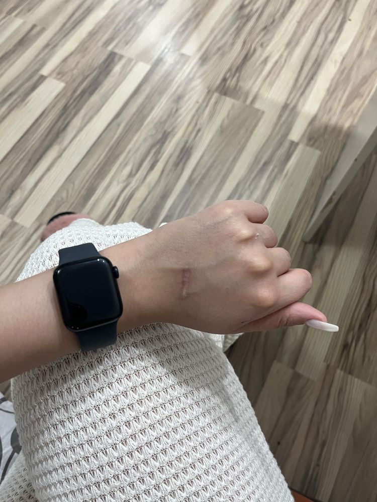 Часы apple watch Se