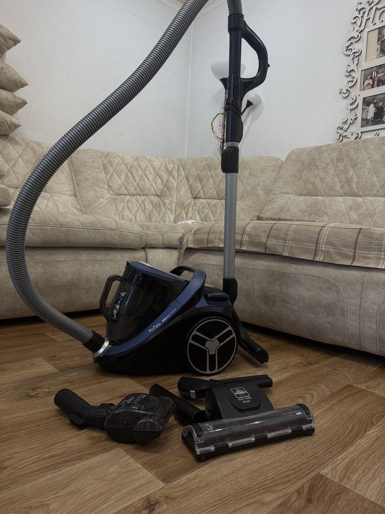 Пылисос tefal много насодок мощный