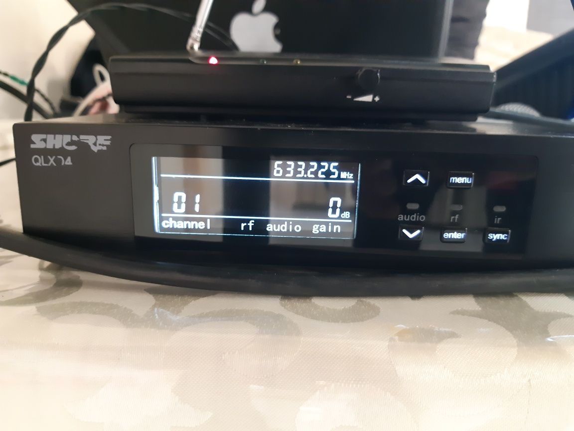 Профессиональный микрофон Shure