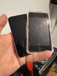 Продаются два iPod touch 3 и 4