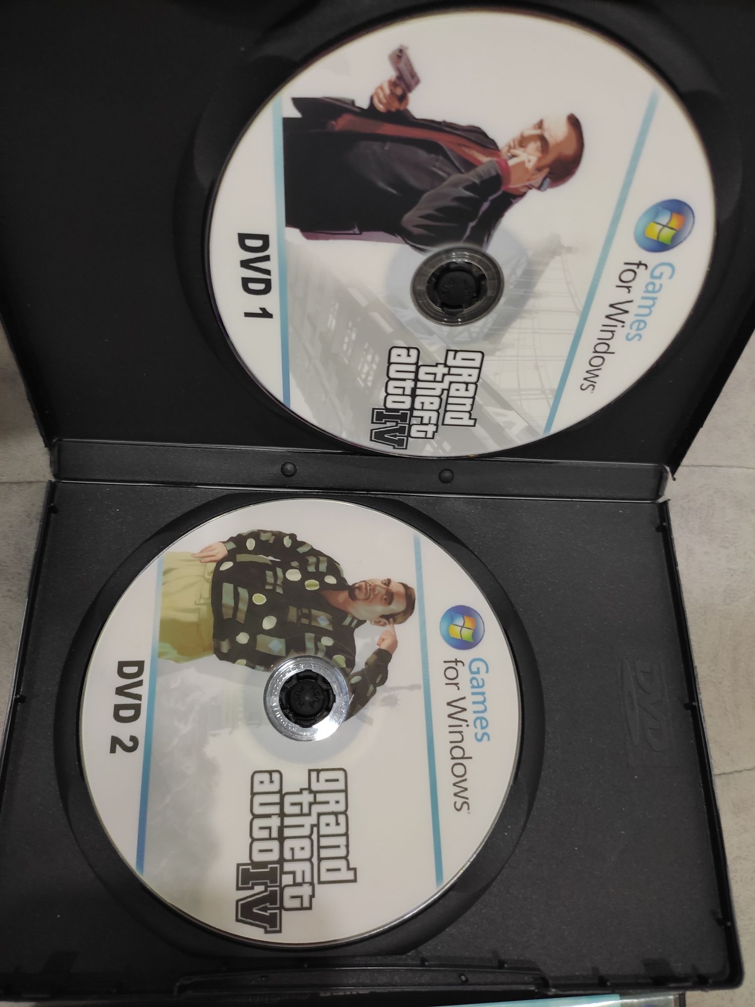 Продам диски GTA в отличном состоянии