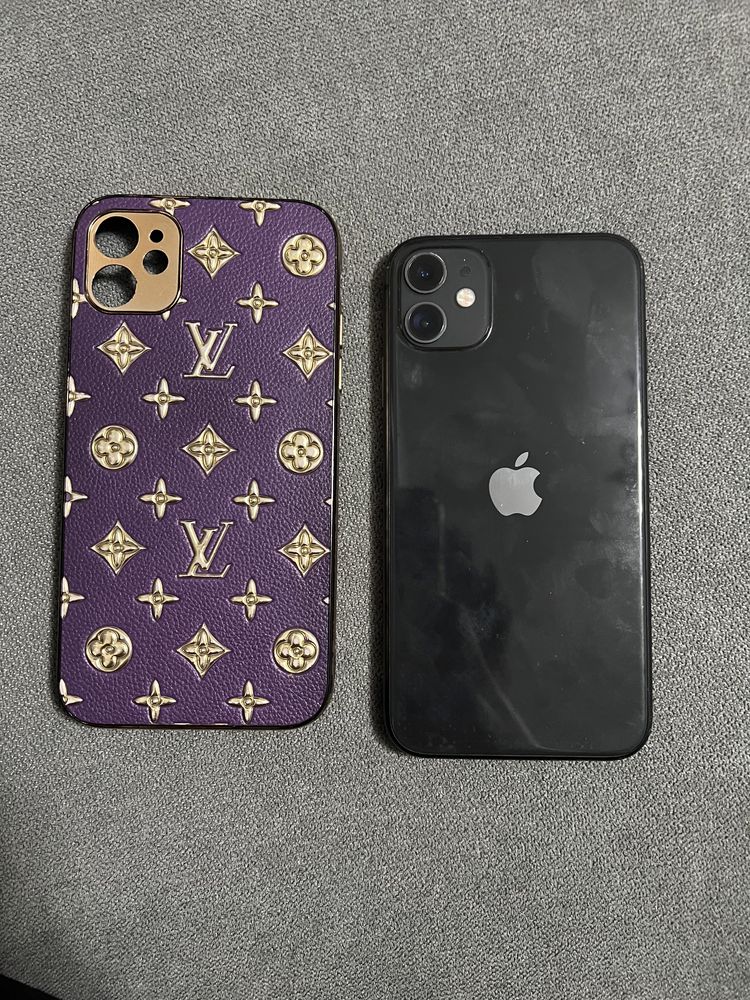 IPhone 11 на 64 гб в отличном состояний