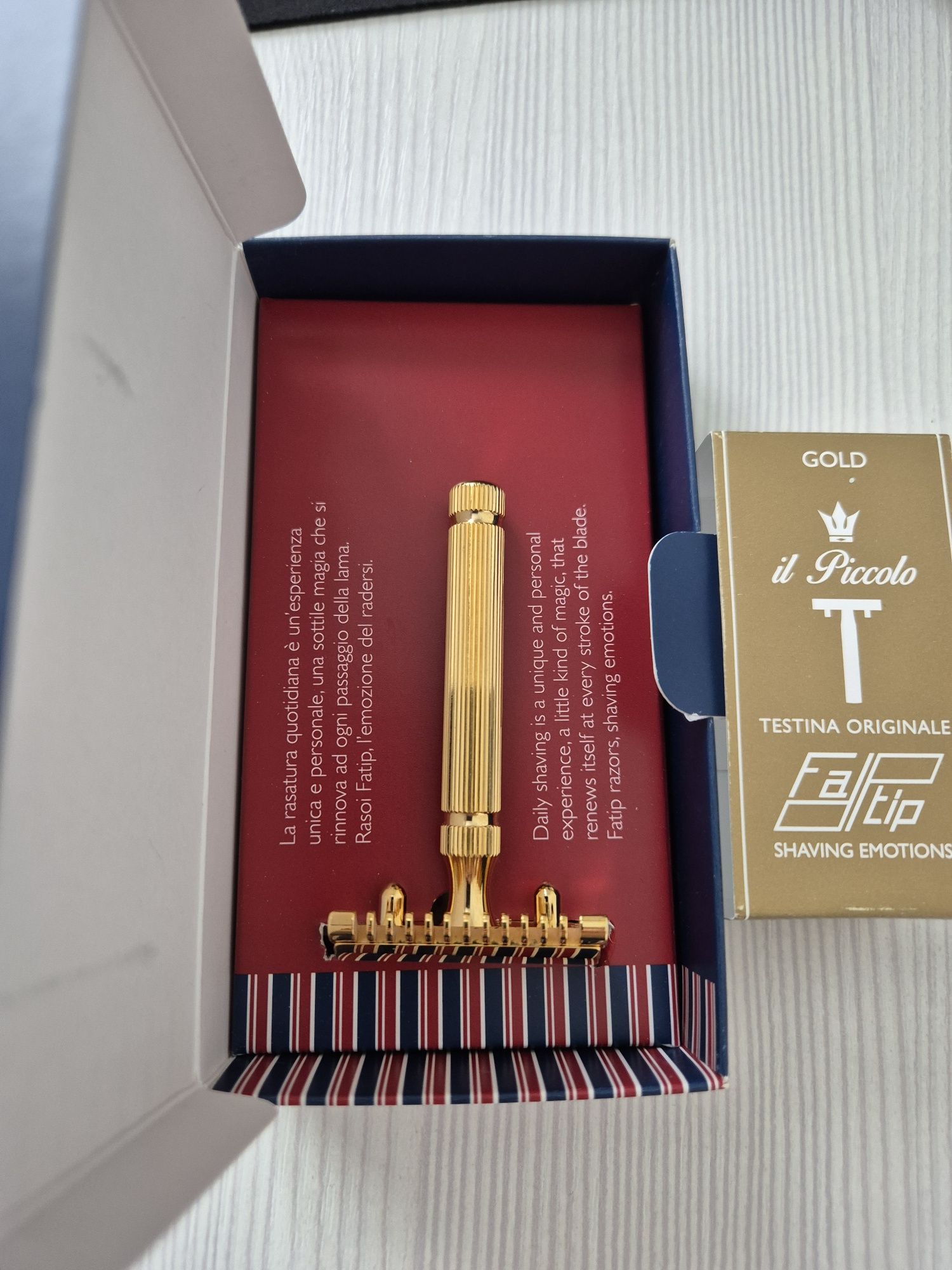 Fatip Piccolo Gold, Т-образная бритва, торг
