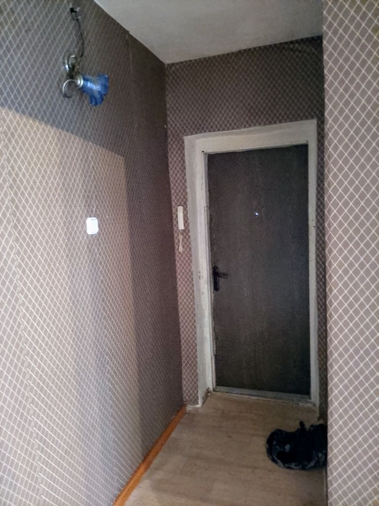 Продам 2 ком кв 44 м2 на автопарке
