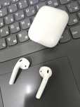 AirPods 1 (Аксай -0709) номер лота 658415