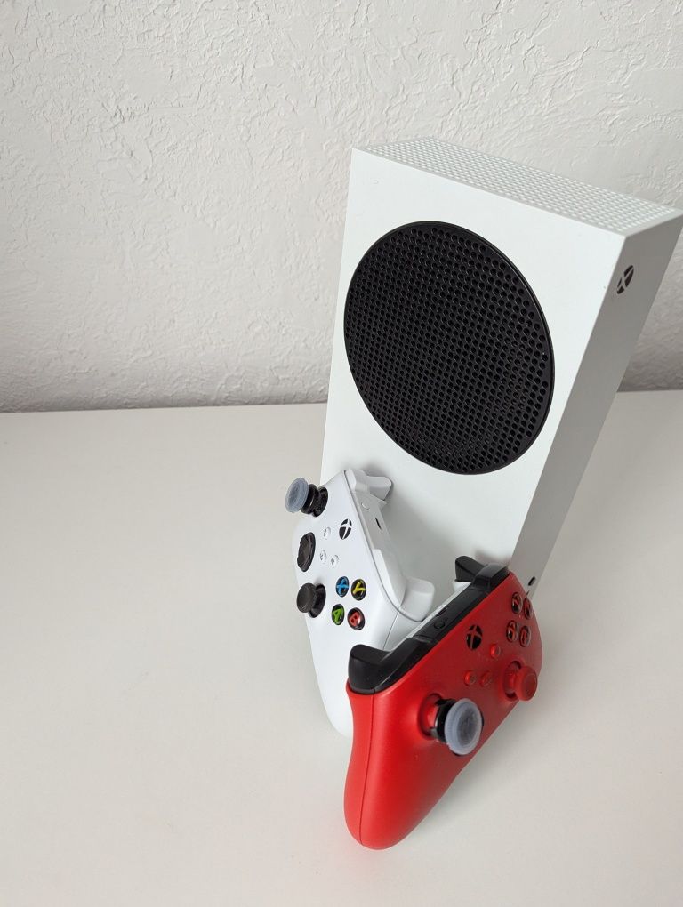 Xbox series S / 2 джостика