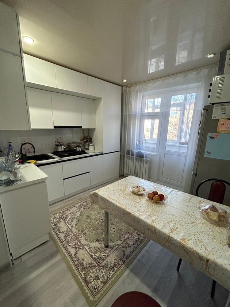 Продам 3 комнатную кв в жастык 13