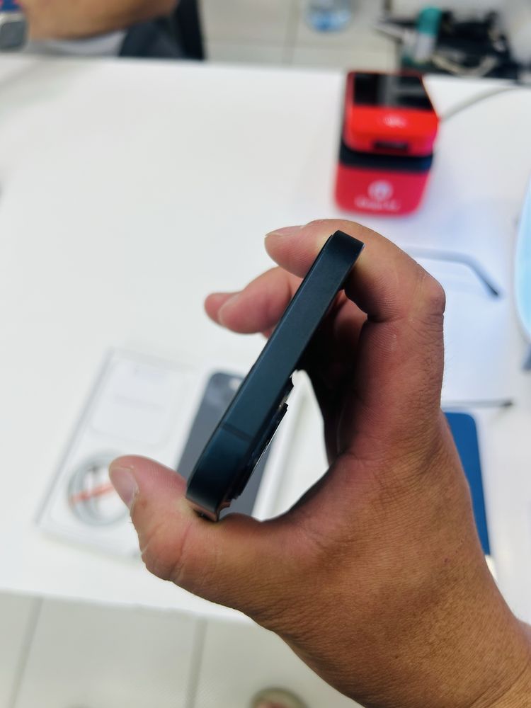Iphone 14 черный в идеале