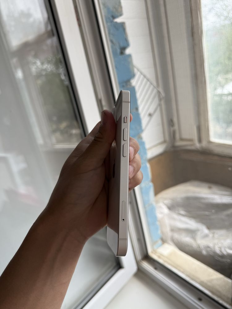 Iphone 14 starlight без ремонта