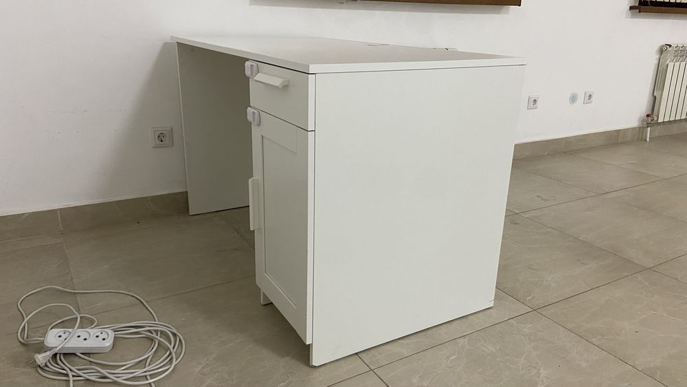 Продам рабочий стол от Ikea