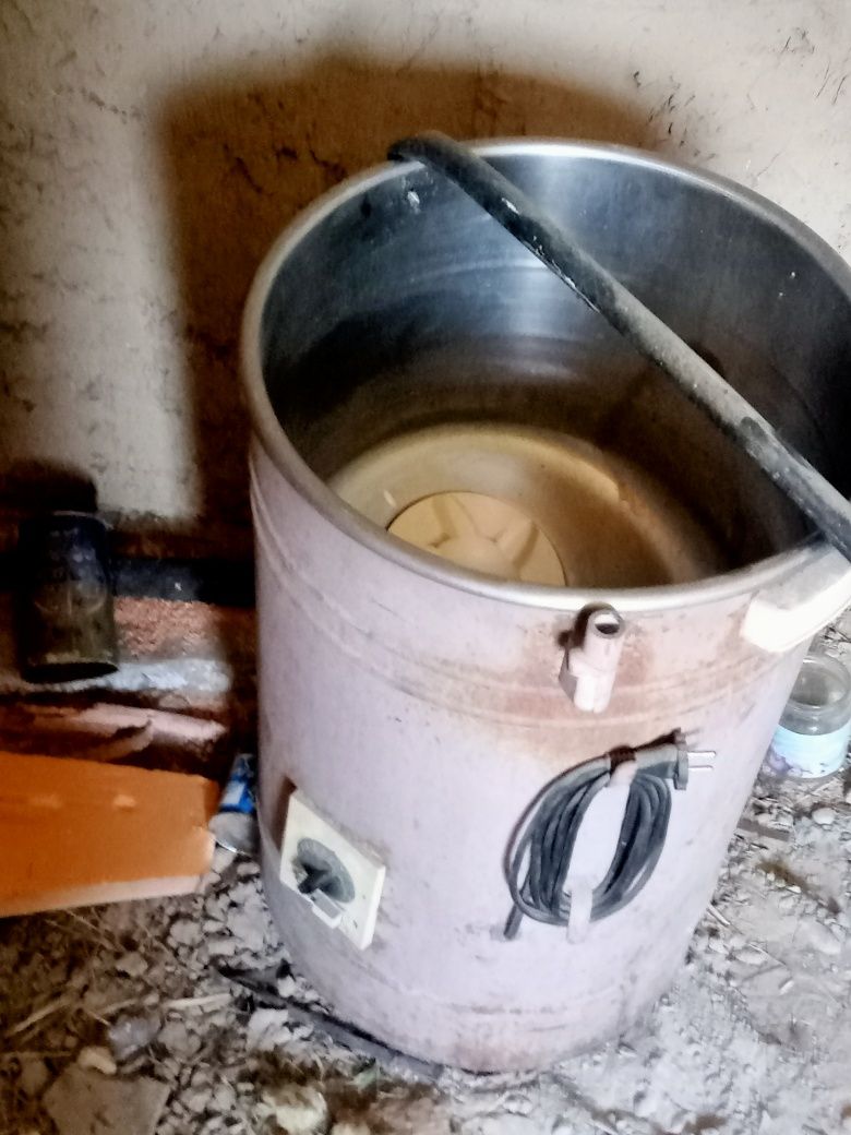 Продам стиральную машину
