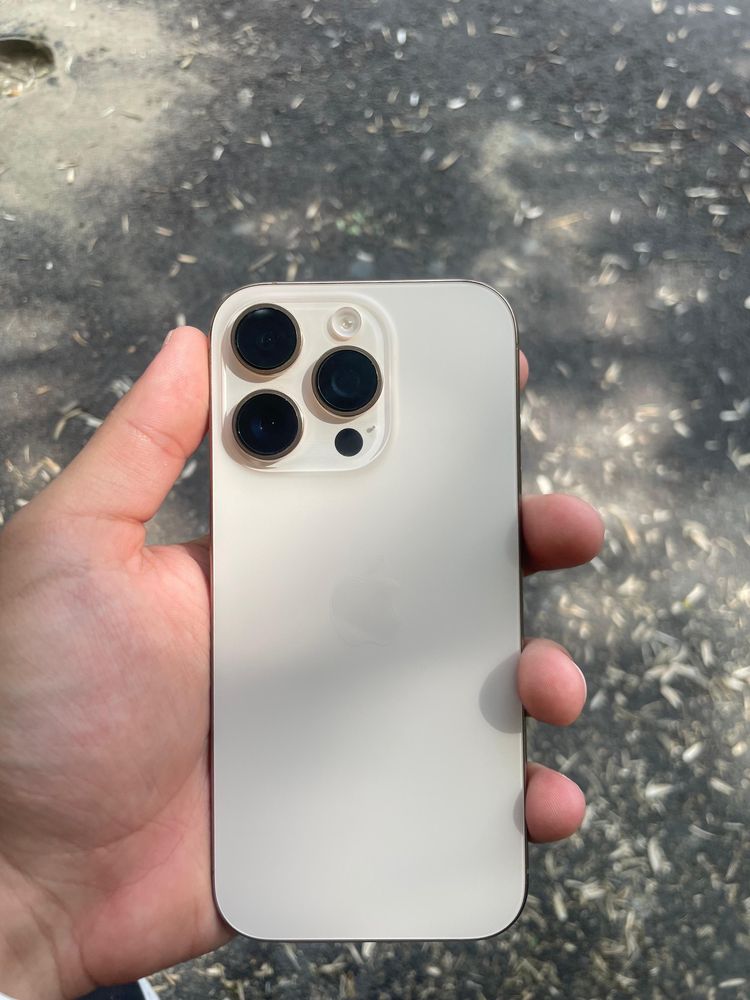 Айфон Apple 16 pro