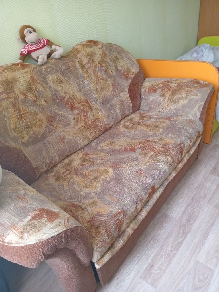 Мебель диван мягкий