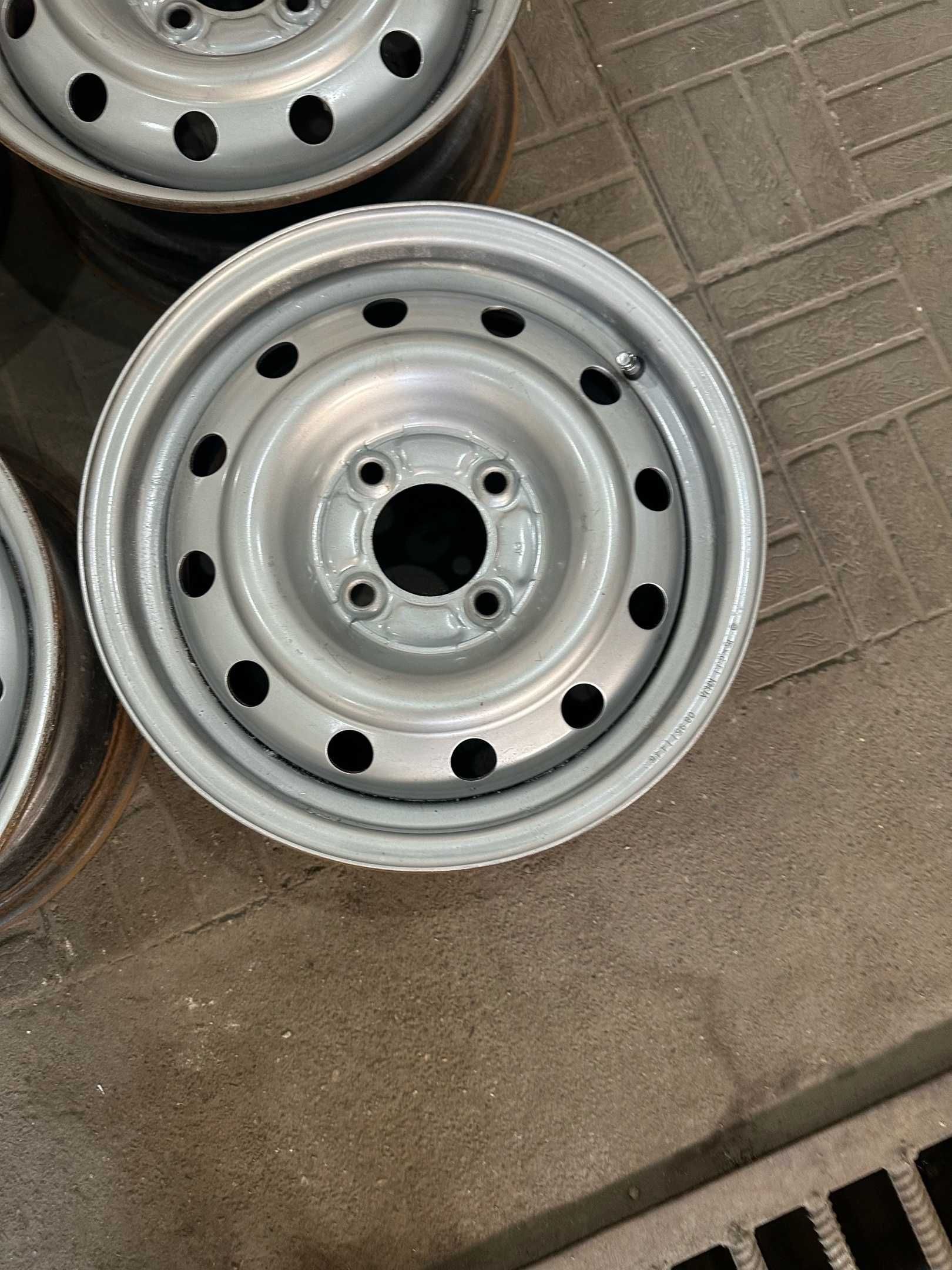 Диски R15 ( 4*114,3 ) Honda CR-V