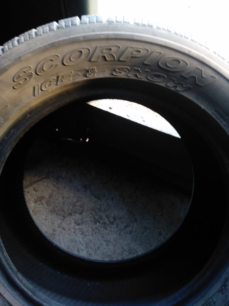 pirelli scorpion 18" 255/55 4шт 90000 за копмлект