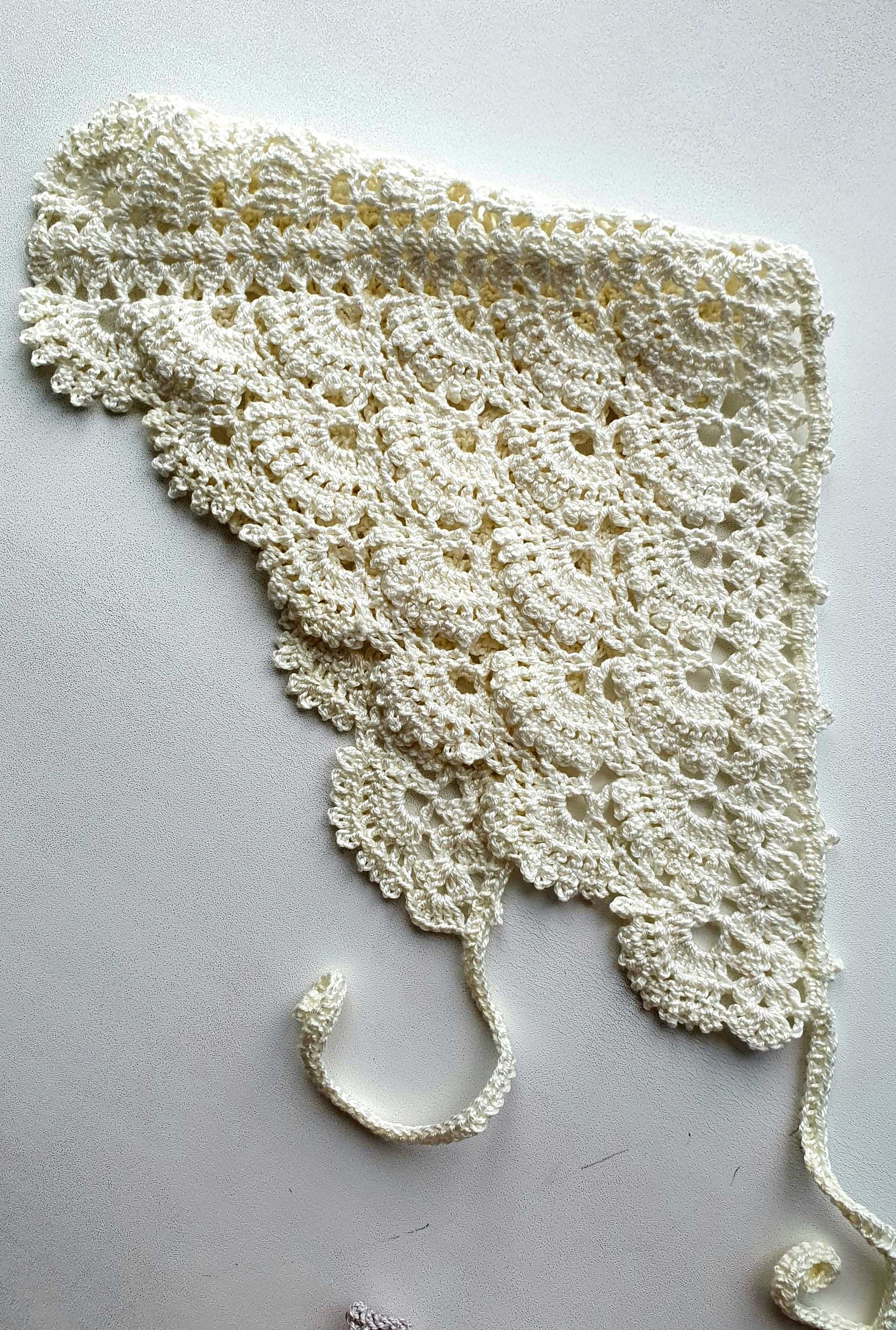 Косынка вязаная крючком