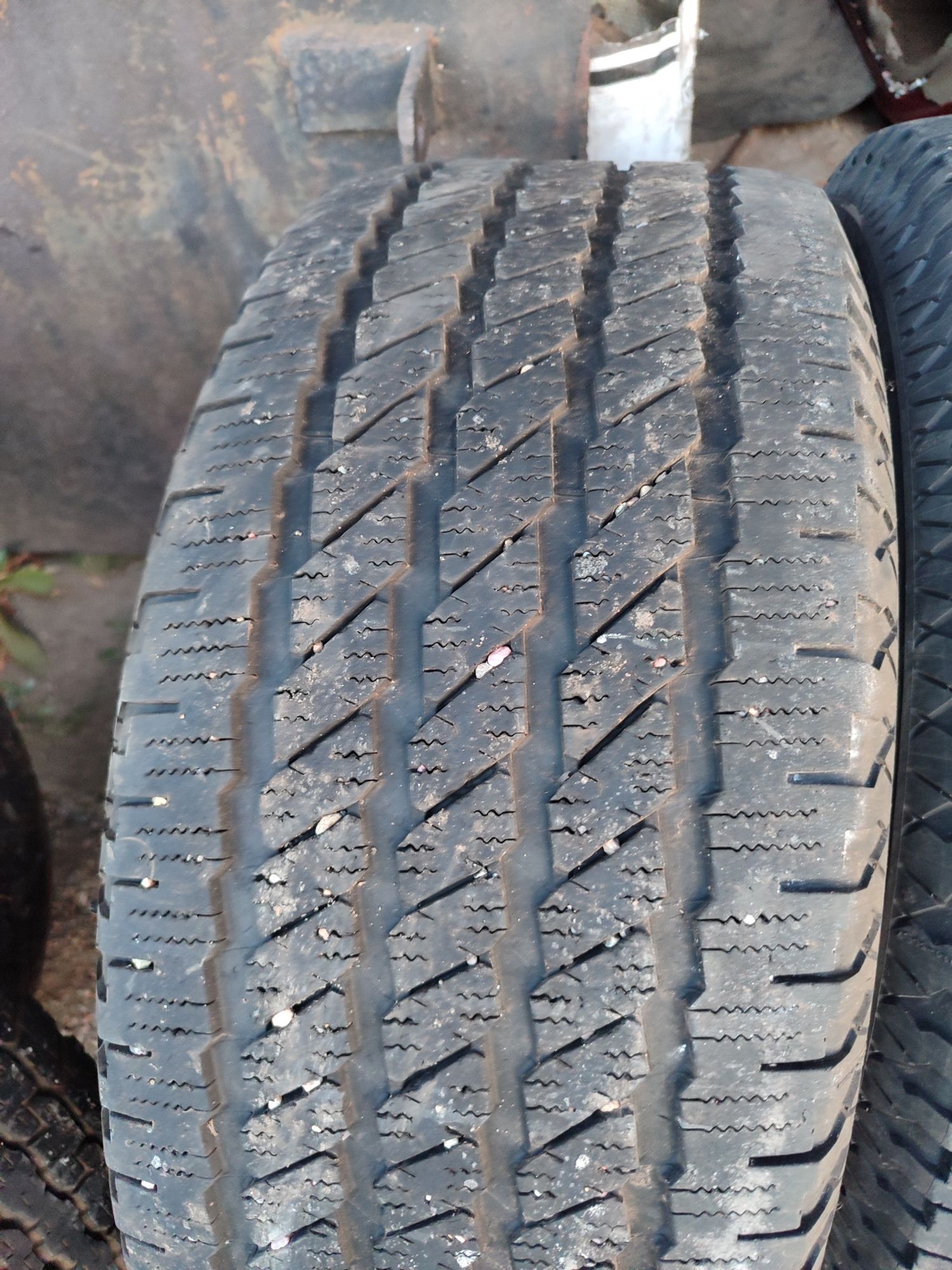 Продам три шины Michelin